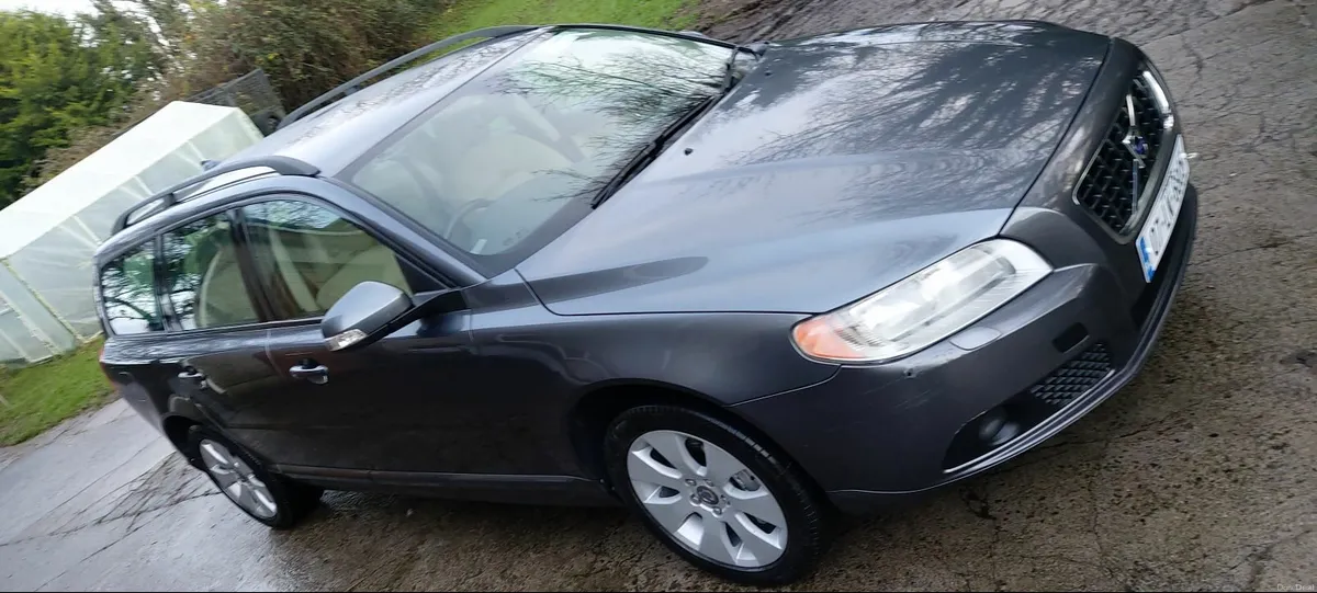 Volvo V70 2007 Automatic - Image 4
