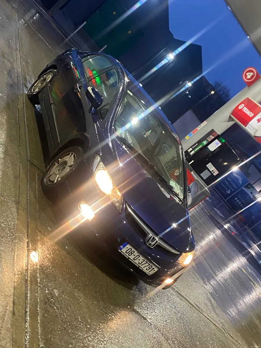 Honda Civiv hybrid - Image 4