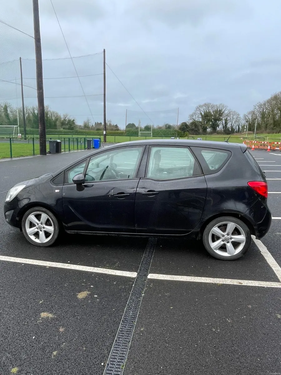 Opel Meriva 2011 - Image 2