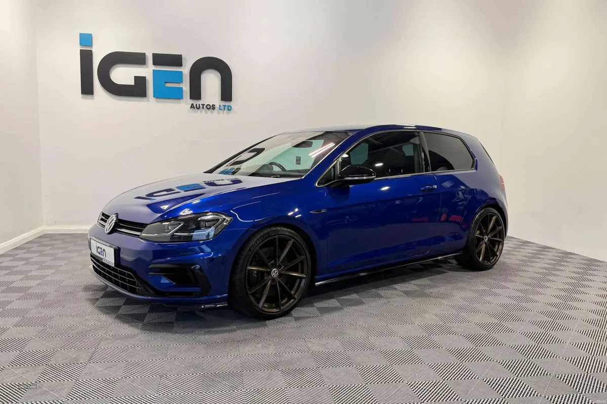 Volkswagen Golf 2.0 Golf R TSi Semi-Auto 4WD 3dr - Image 1