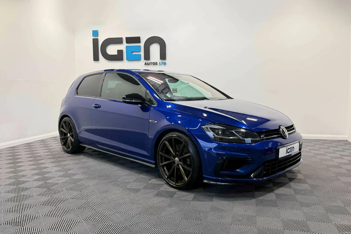 Volkswagen Golf 2.0 Golf R TSi Semi-Auto 4WD 3dr - Image 3