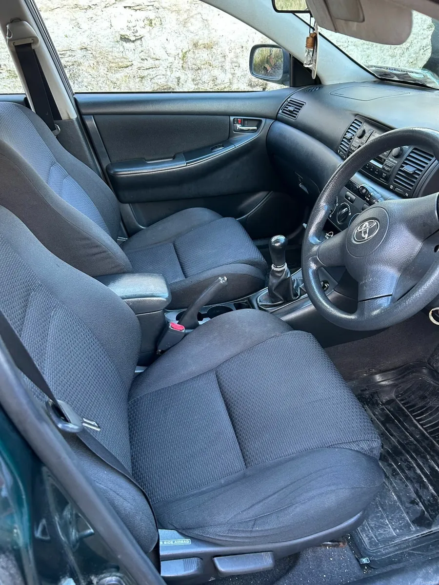 Toyota Corolla 2005 - Image 4