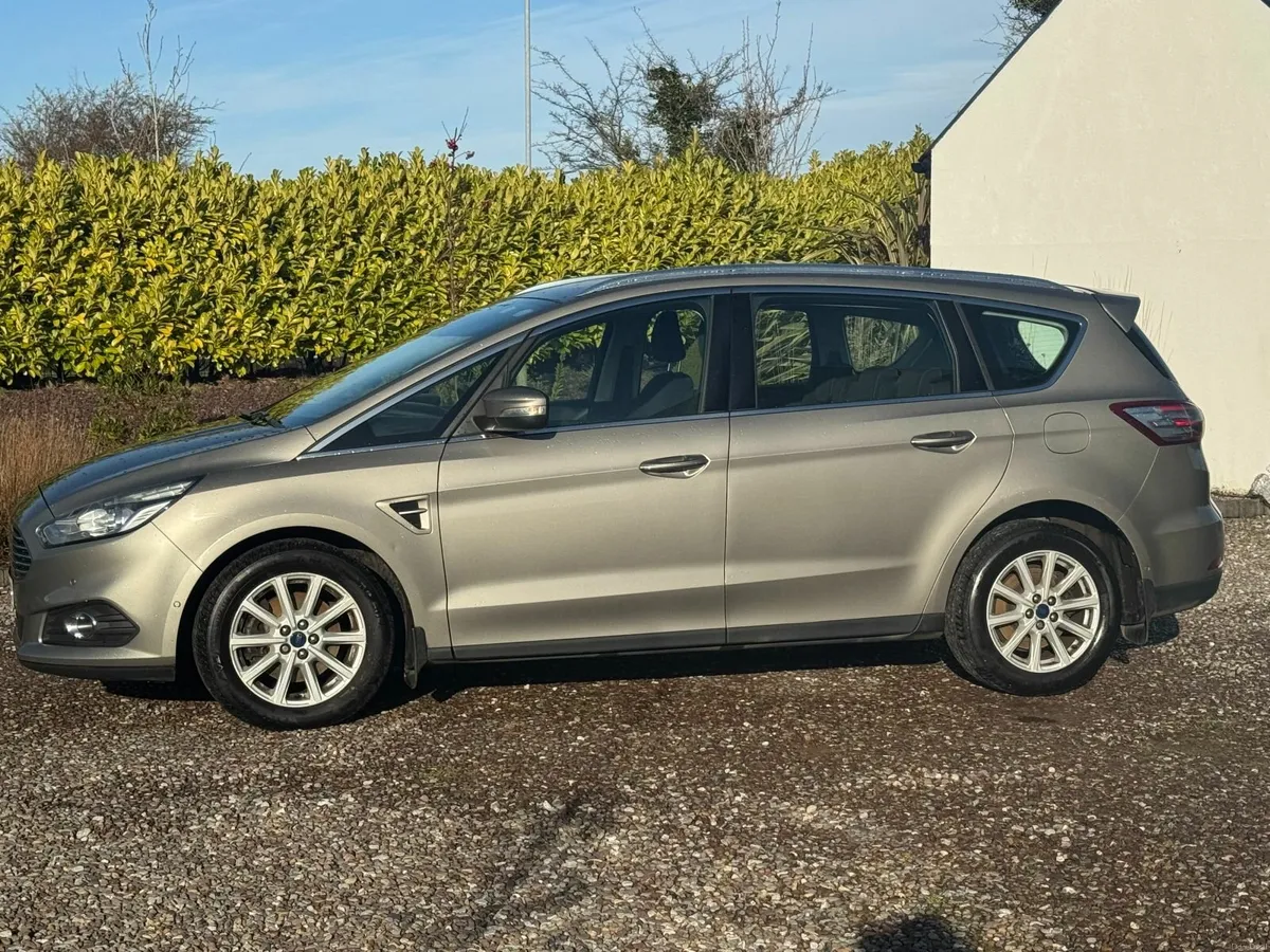 Ford S-Max 2018, 107,500km - Image 4