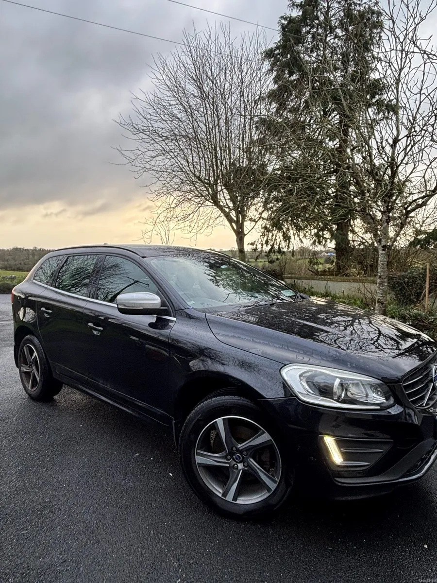 2015 Volvo XC60 R-Design 2.00 Diesel - Image 2