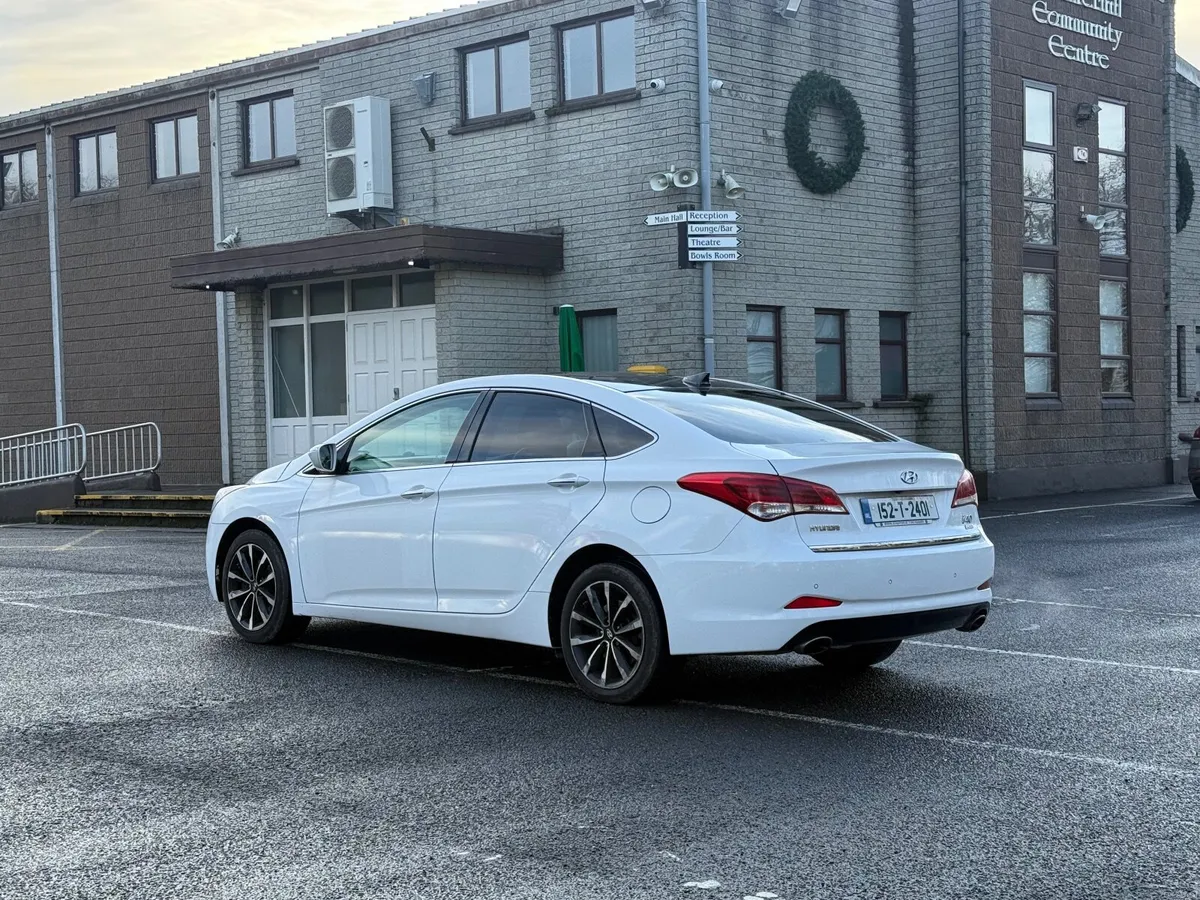 Hyundai I40/AUTOMATIC/nct 2027 years - Image 2
