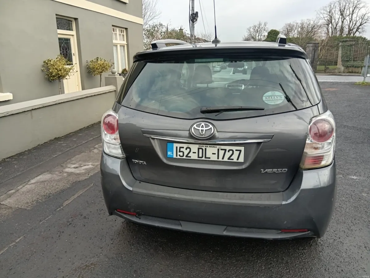 2015 152 Toyota Corolla Verso NEW NCT - Image 2