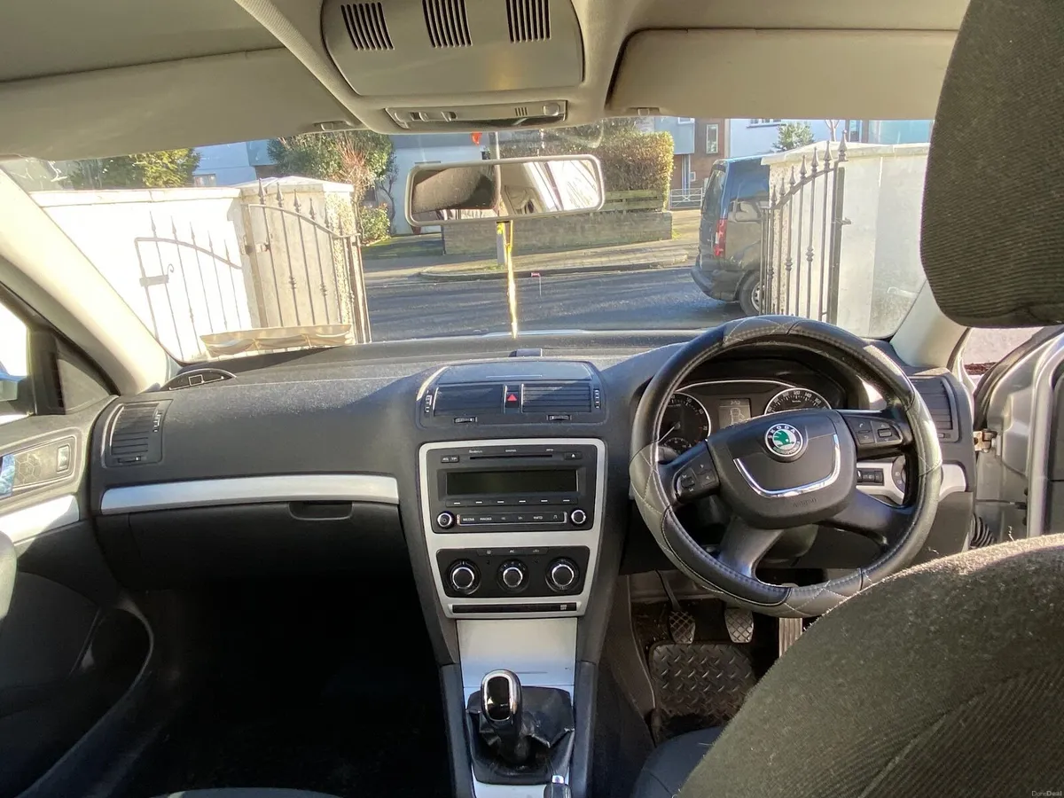 Skoda Octavia 2011 1.2 petrol €2499 - Image 4
