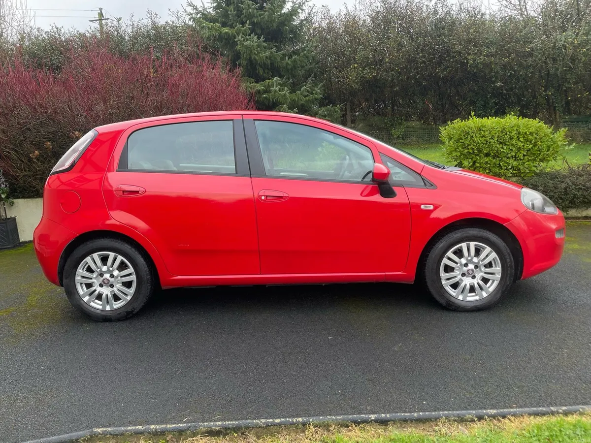 12 punto 1.2 TAX + NCT - Image 2