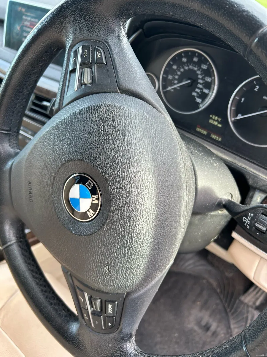 BMW X5 - 2014 7 seater- 190,000km - Image 4