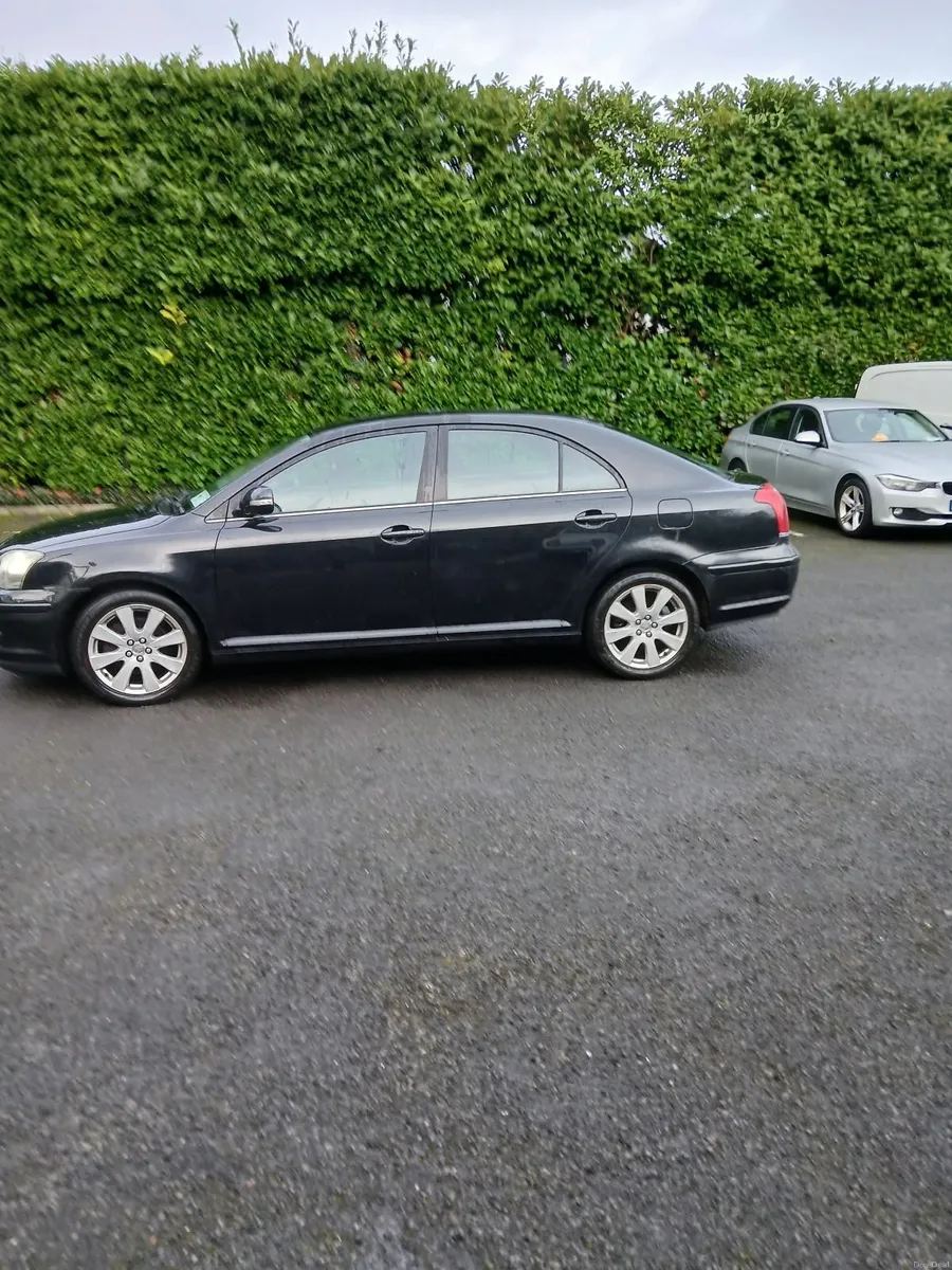 Toyota Avensis 2009, 2L Diesel, New NCT. - Image 2
