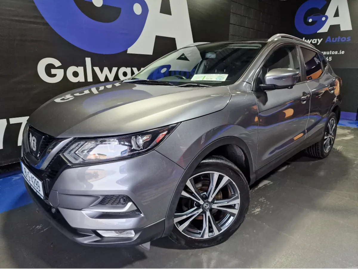 Nissan Qashqai LOW MILES-N-CONNECTA-PAN.ROOF-CAMER - Image 2