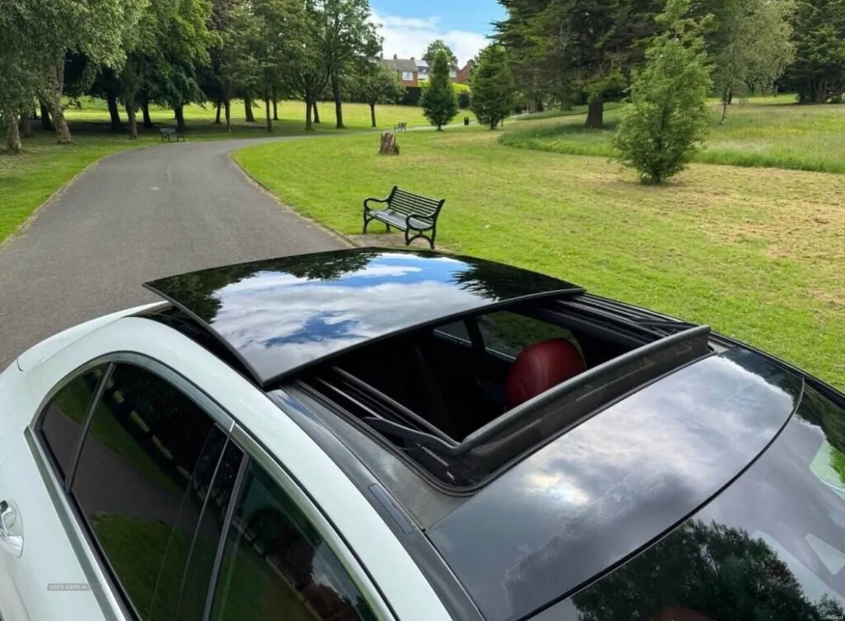 2015 Mercedes C-Class C220 BlueTEC AMG Premium Plu - Image 2