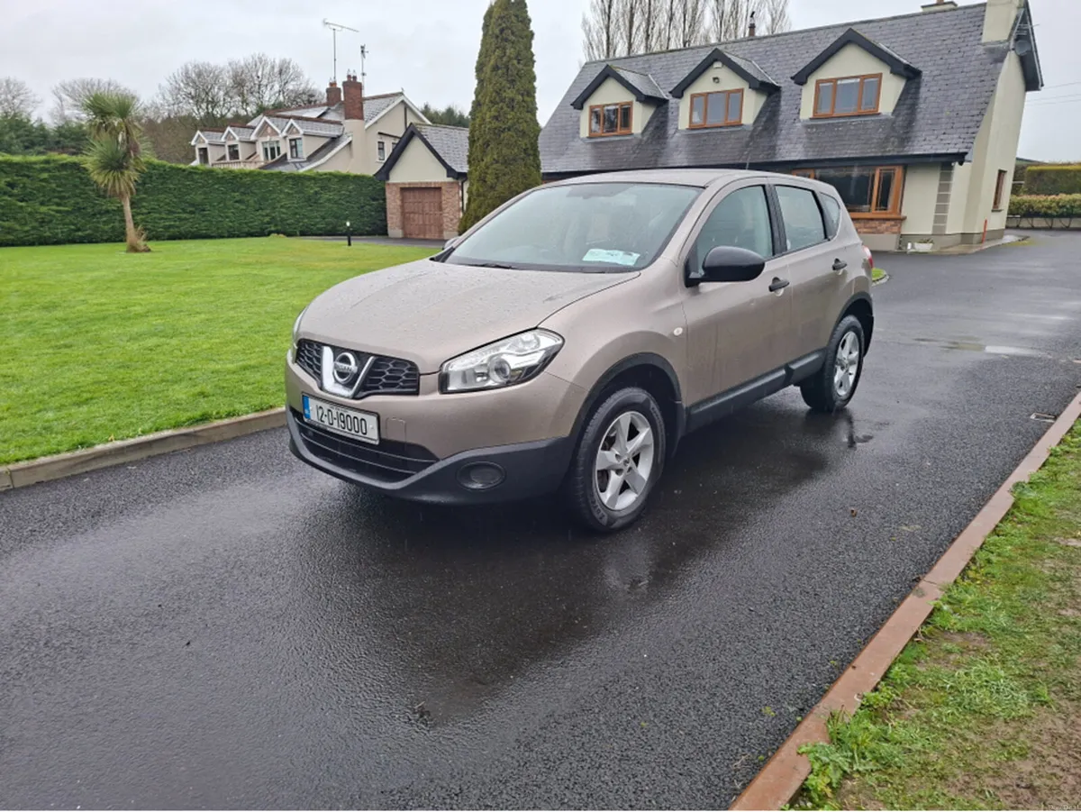Nissan Qashqai 1.5 XE 5DR DSL - Image 2