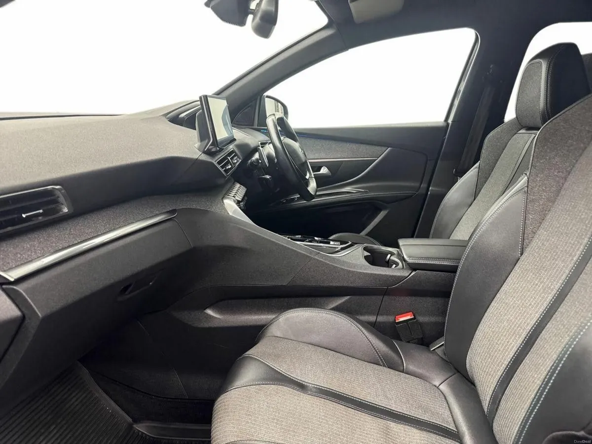 Peugeot 5008 1.5HDI ALLURE *AUTO* €100 PER WEEK ON - Image 3