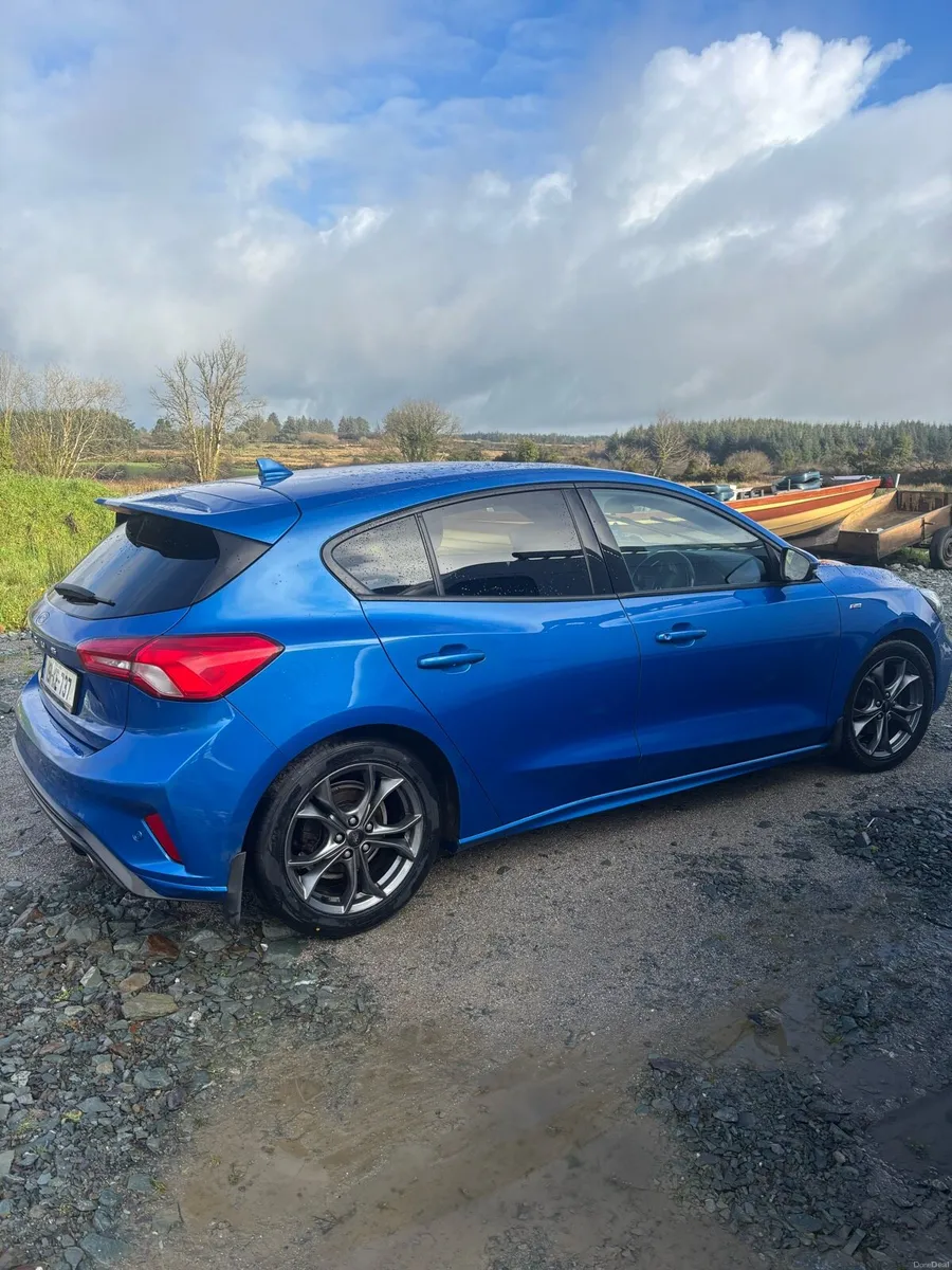 Ford focus ST LINE - Image 4