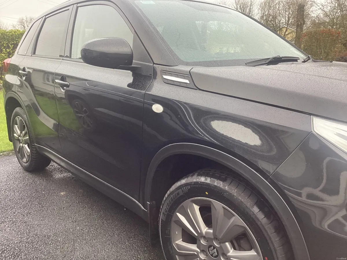 Suzuki Vitara 2019 - Image 2