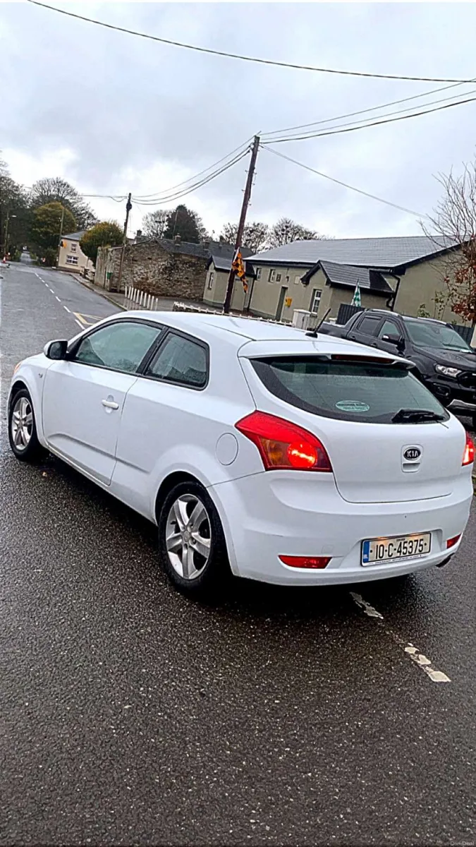 2010 Kia Ceed - Image 2