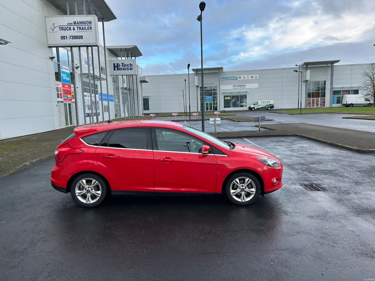 Ford Focus 1.6 Petrol - Image 2