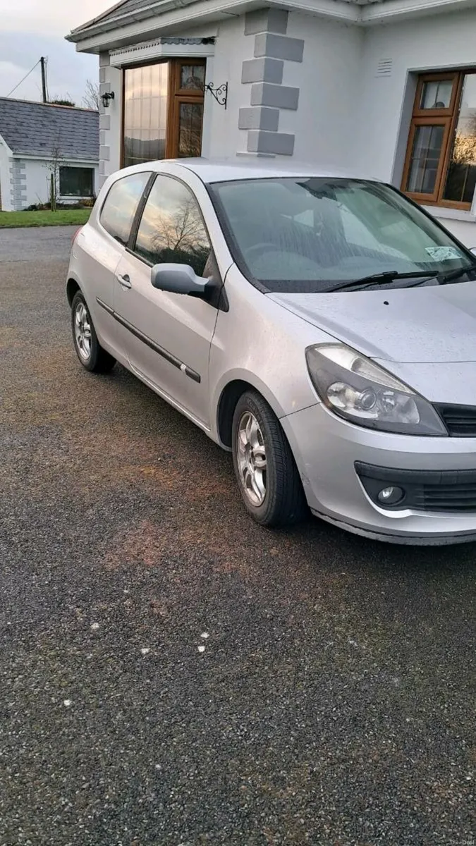 Renault Clio - Image 4