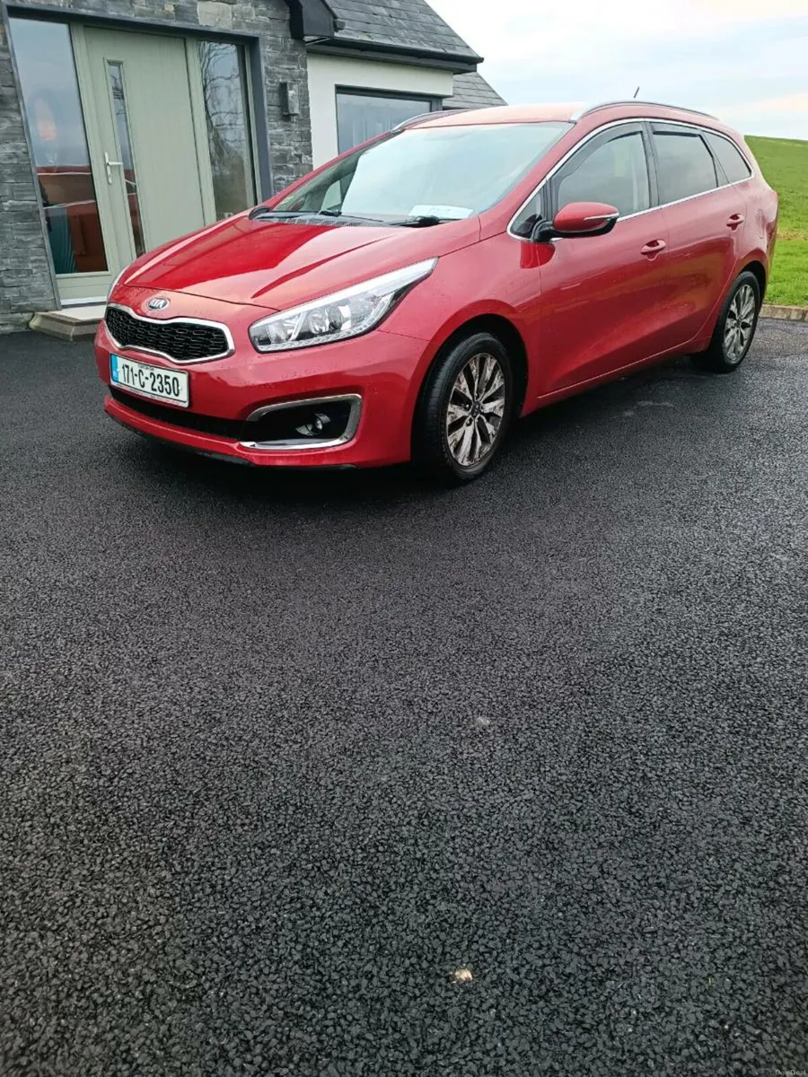 Kia ceed estate "very low mileage" - Image 2