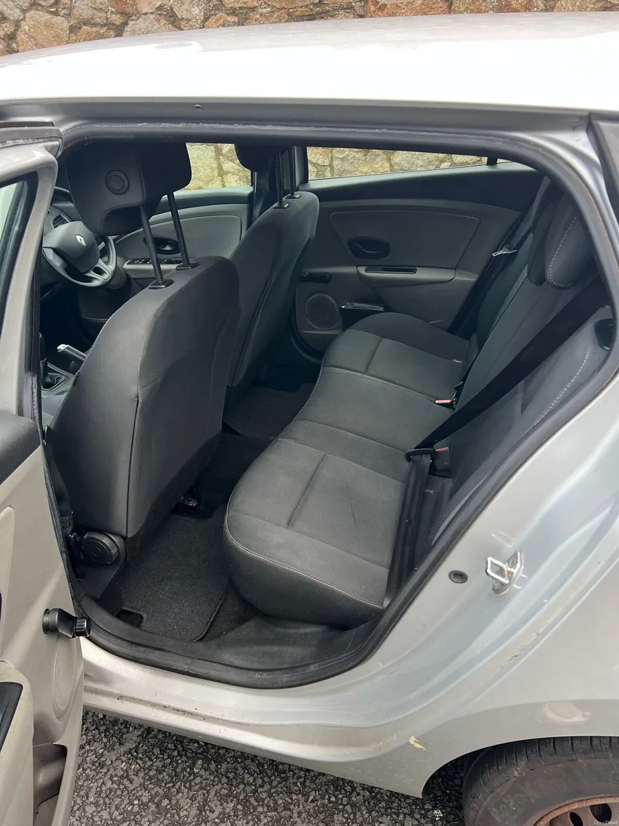 Renault Grand Megane Estate 2011 - Image 4