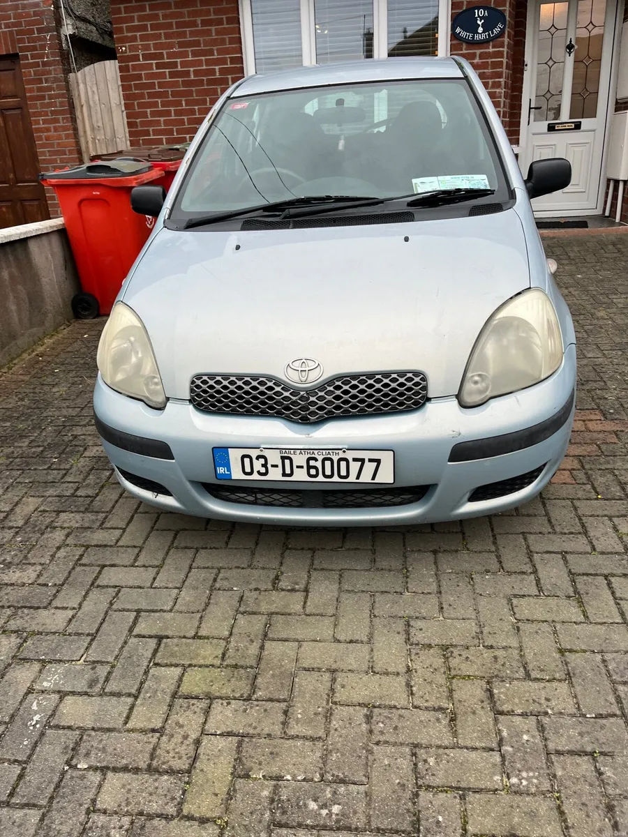 Toyota Yaris 2003 - Image 1