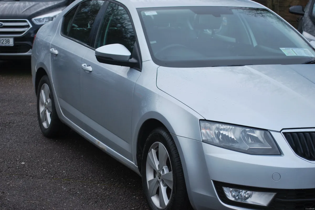 Skoda Octavia 2015 1.6 TDI - Image 3