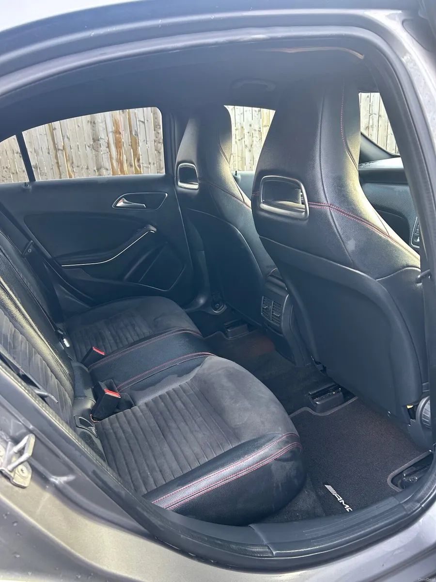 Mercedes-Benz A-Class 2018 - Image 2