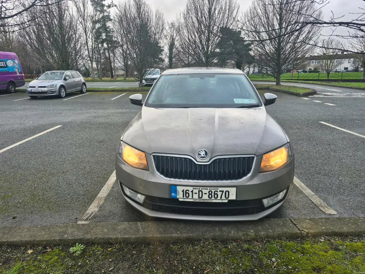 161 Skoda Octavia 1.2 petrol - Image 1