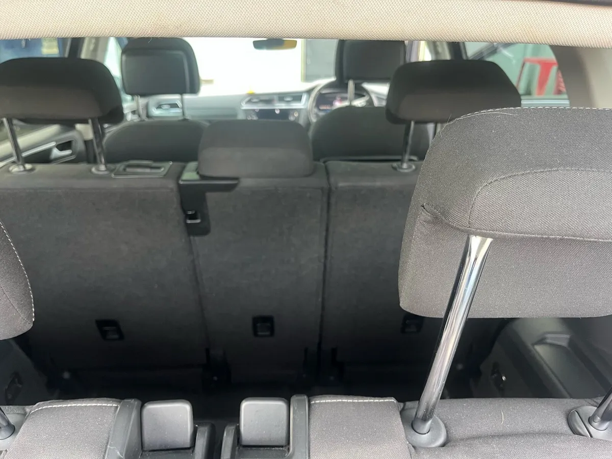 Vw Tiguan all space R.Line - Image 3