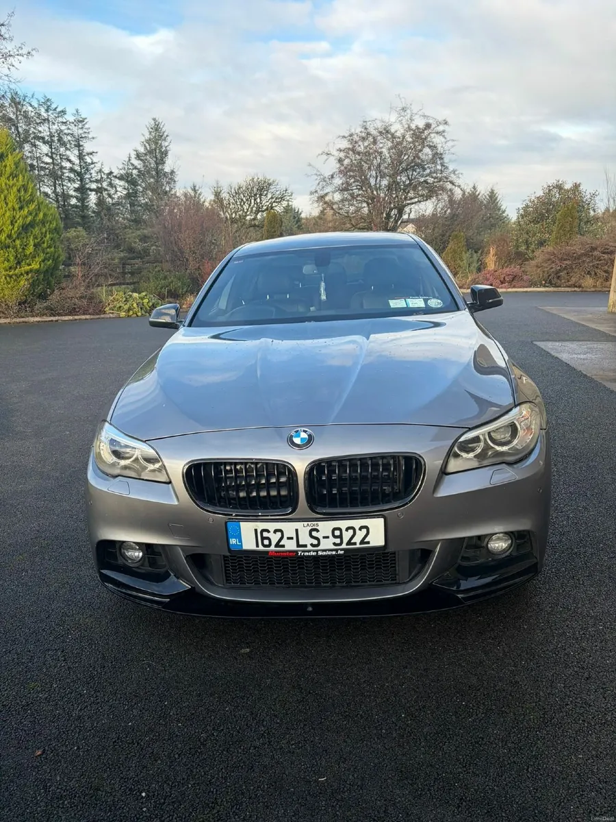 BMW 5-Series 2016 - Image 2