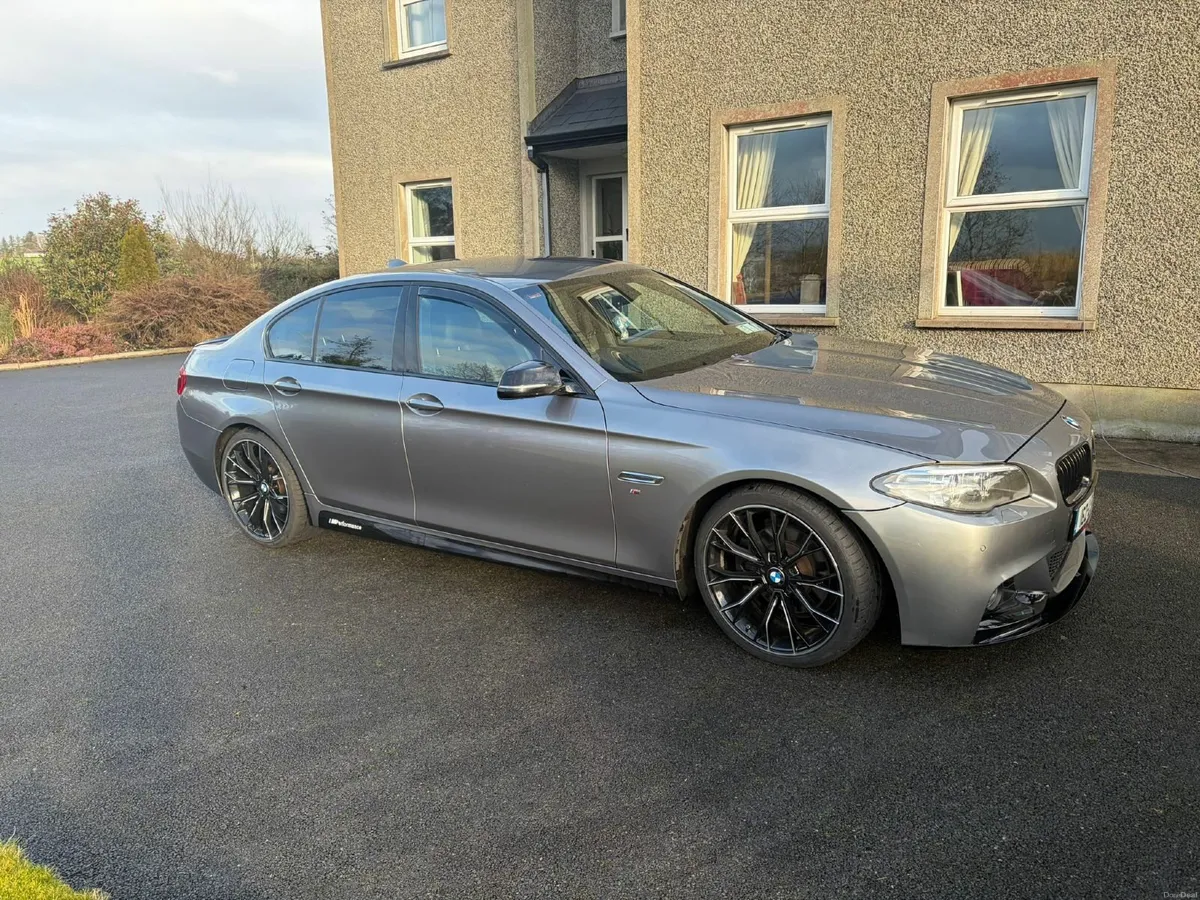 BMW 5-Series 2016 - Image 3