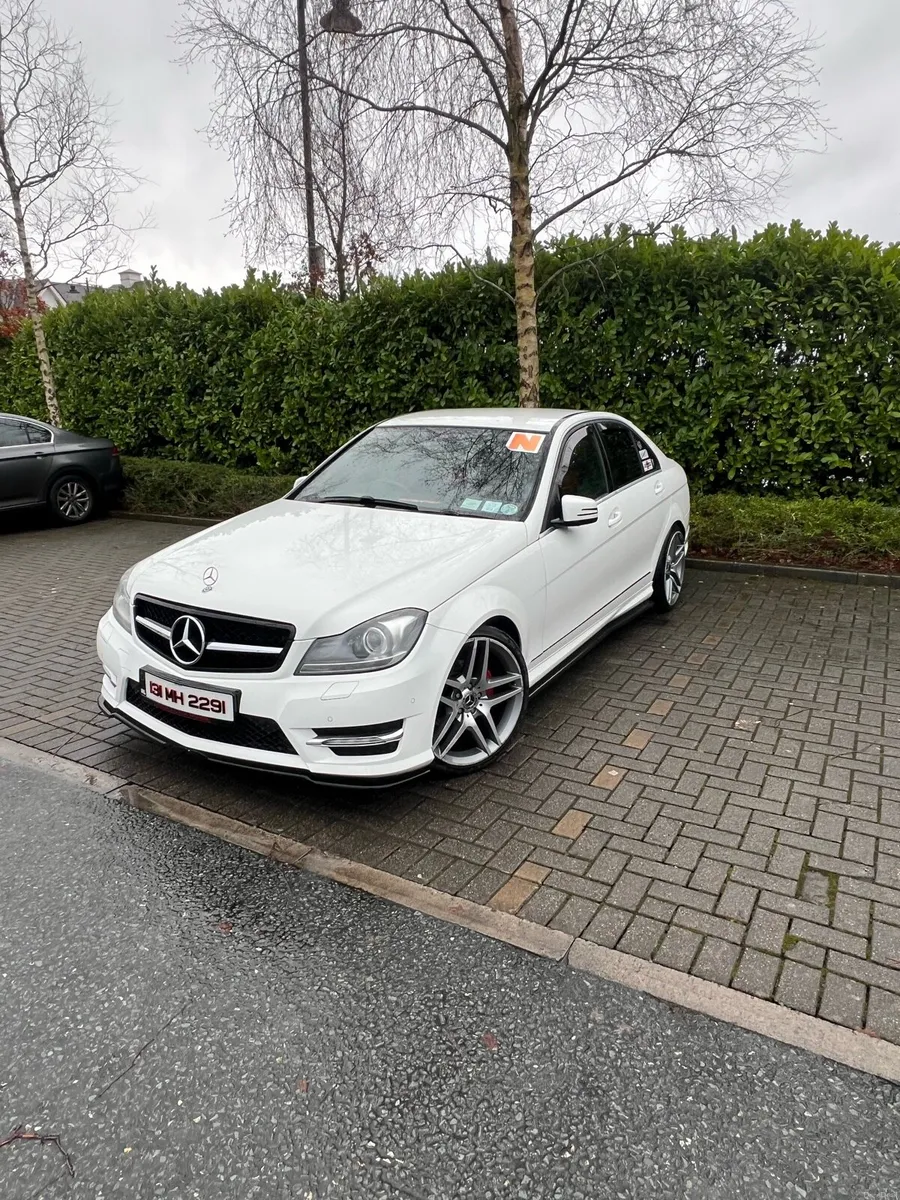 Mercedes C220 AMG - Image 4