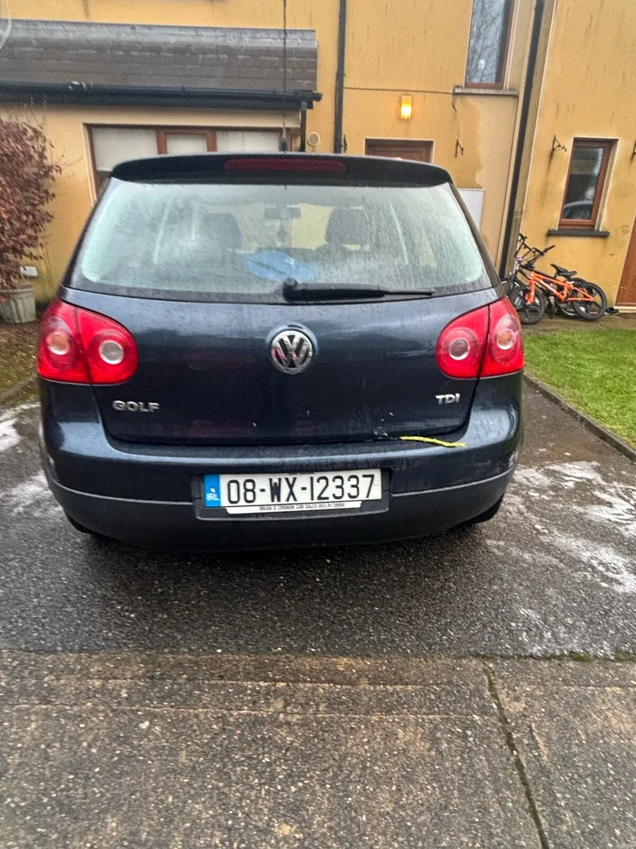 Car 08 golf - Image 3