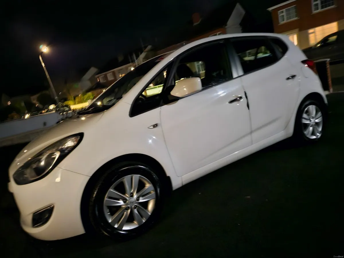 Hyundai ix20 2015 - Image 2