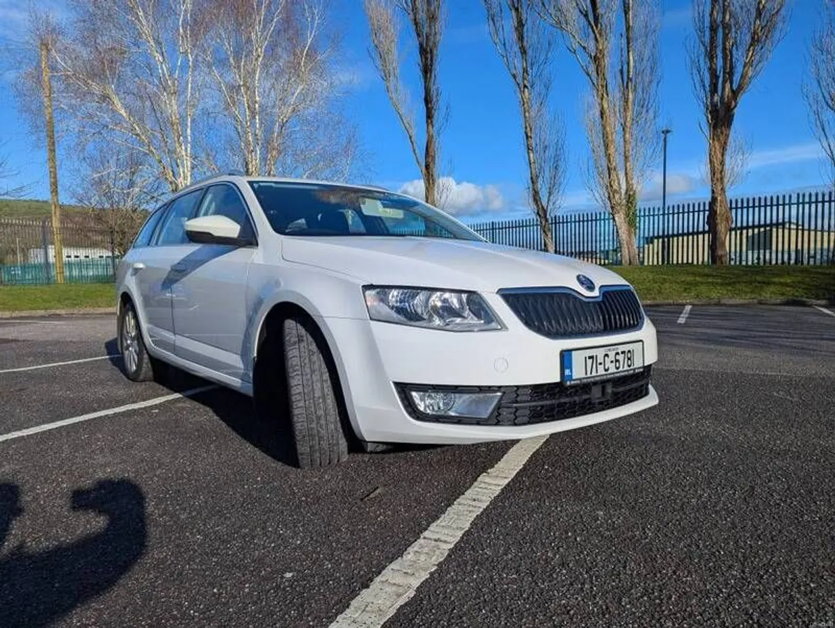 2017 Skoda Octavia - Image 2