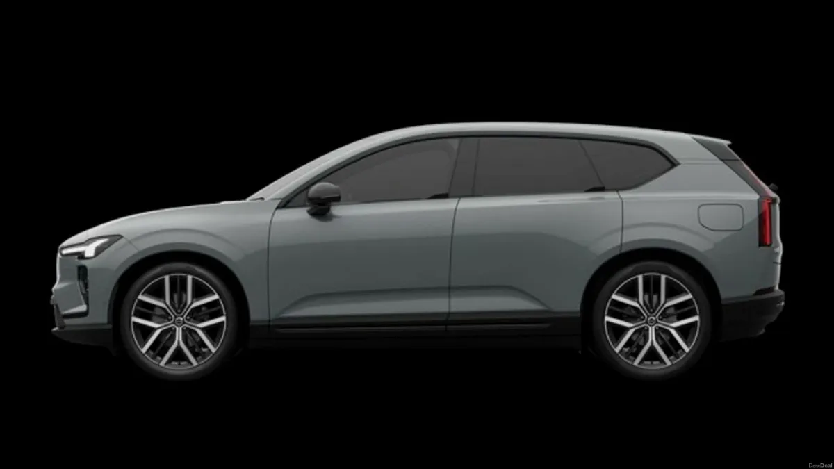 Volvo XC60 P10 AWD ULTRA *ORDER NOW* € - Image 3