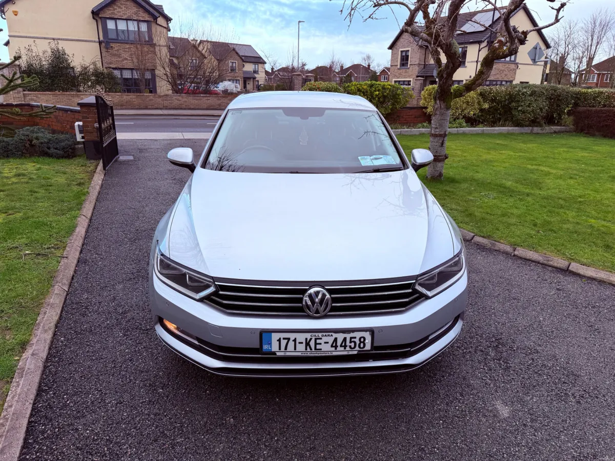 2017 Volkswagen  Passat highline diesel - Image 3