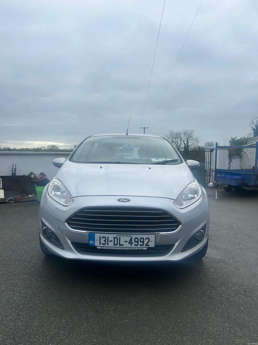 Ford fiesta low miles - Image 3