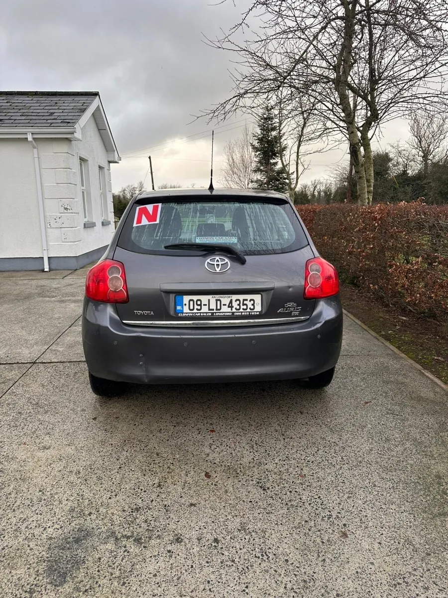 Toyota Auris 2009 - Image 4