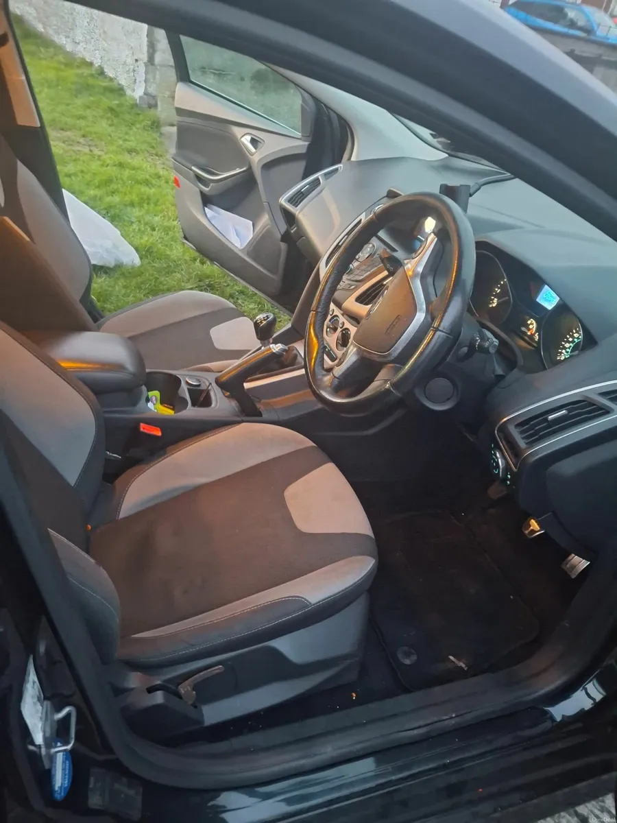 Ford Focus 2013 - Image 3