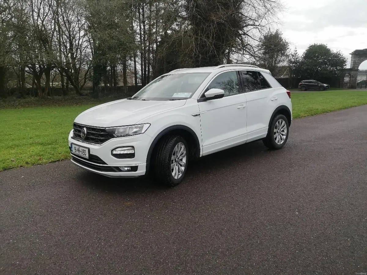 Volkswagen R-Line T-Roc 2019 - Image 2