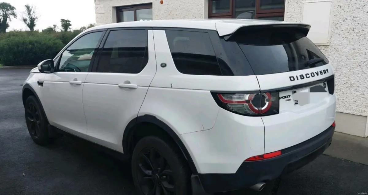 191 Landrover Discovery Sport - Image 2