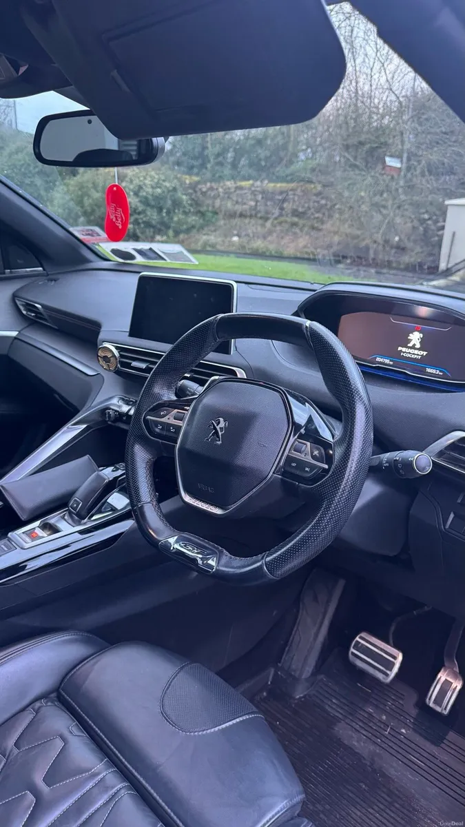 Peugeot 5008 GT 180BHP - Image 2