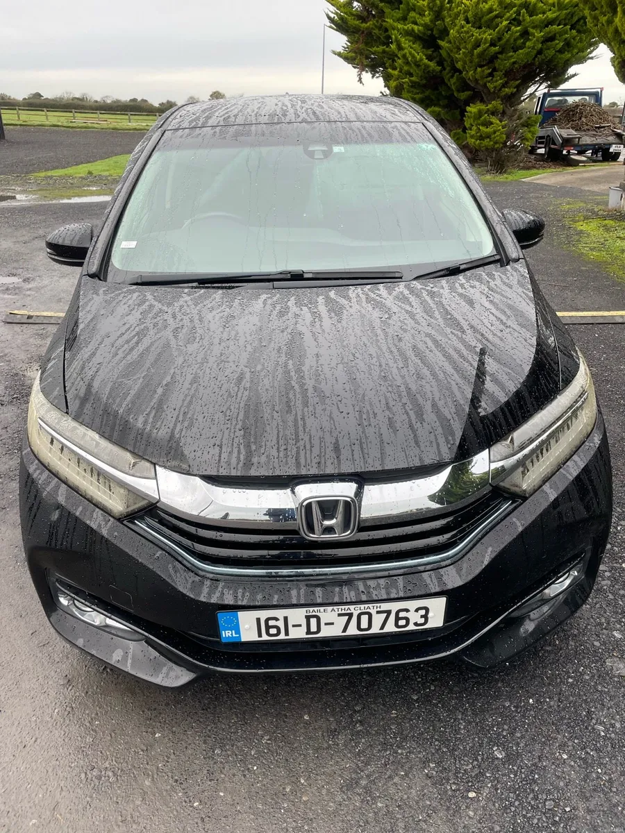 Honda Shuttle Hybrid Automatic - Image 2