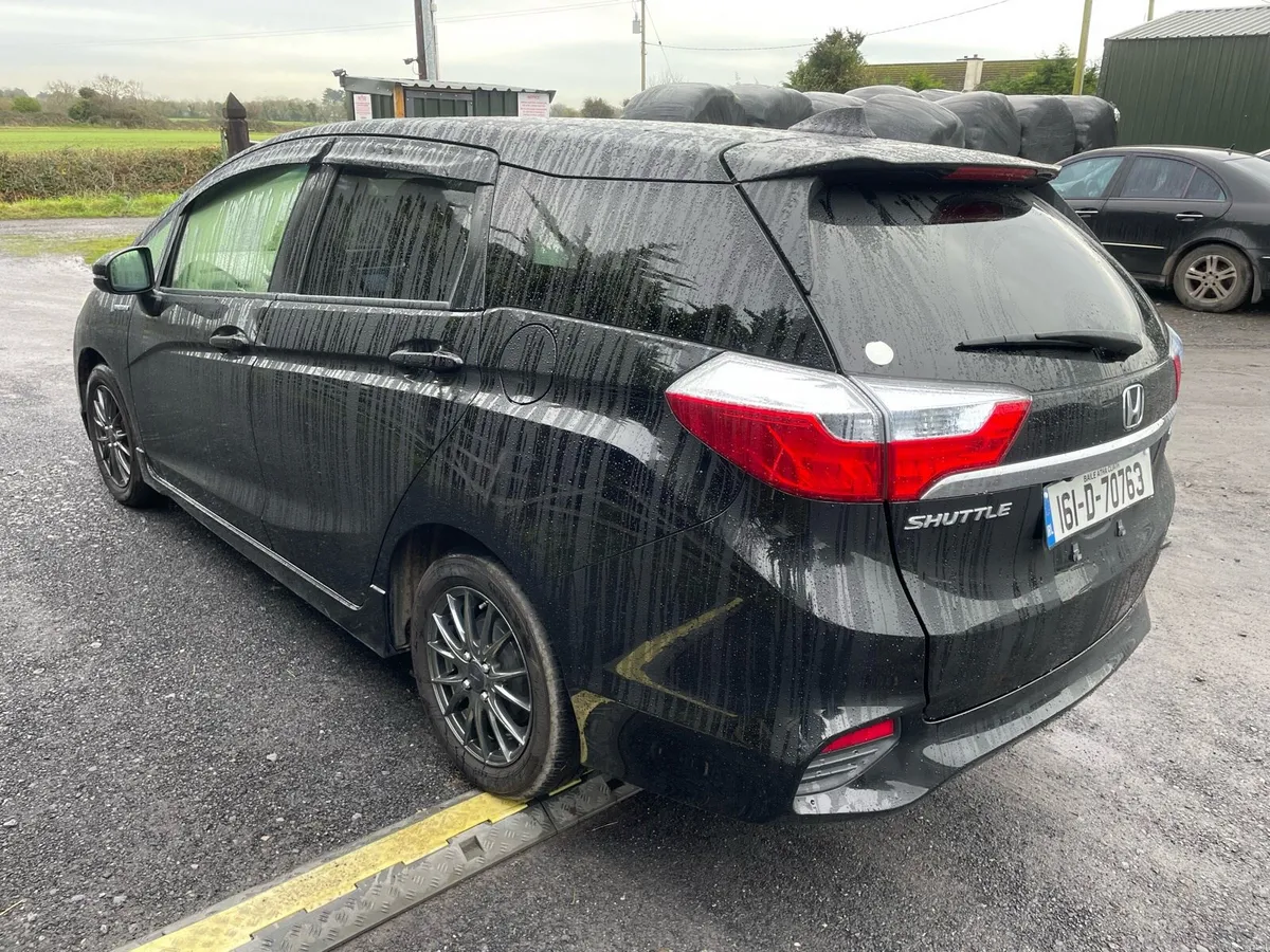 Honda Shuttle Hybrid Automatic - Image 4