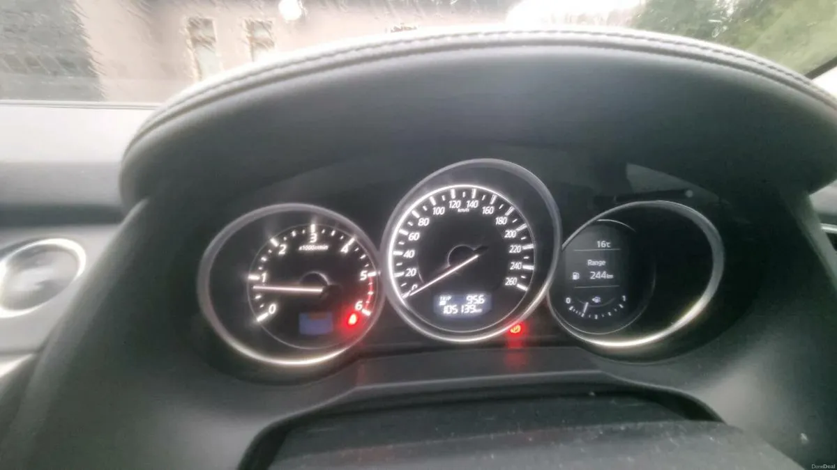 Mazda 6   2.2 executive model - Image 3