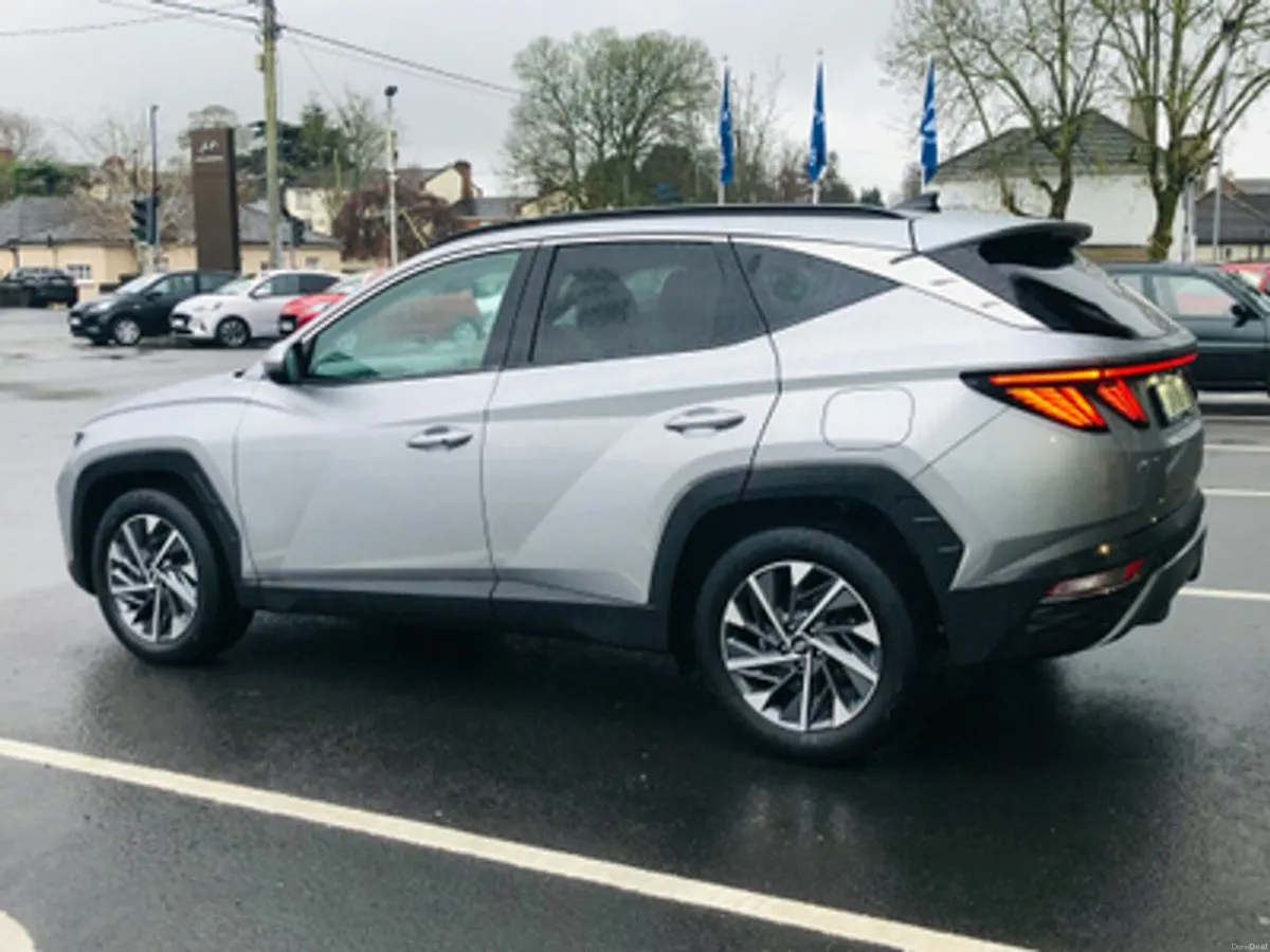 Hyundai Tucson Executive Plus 1.6 Diesel - Image 5