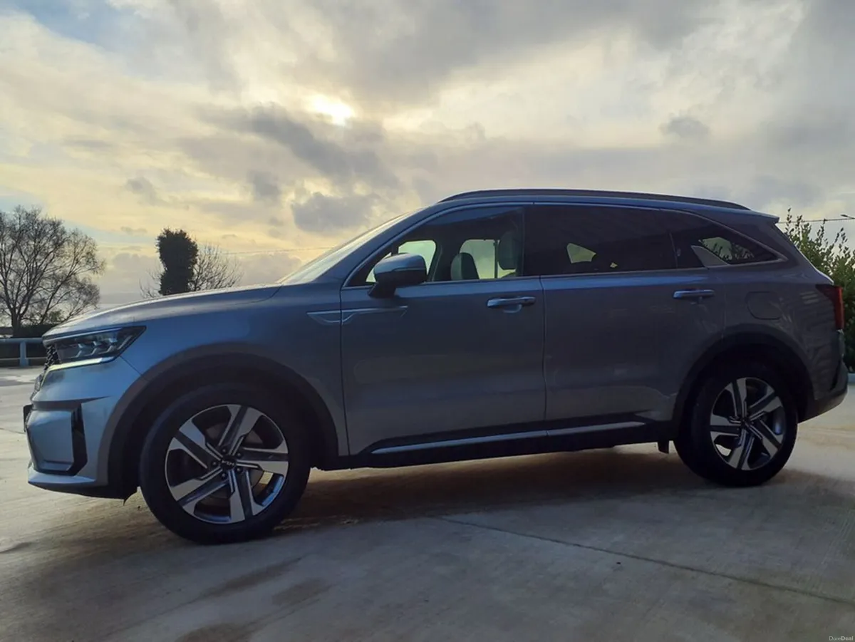 Kia Sorento DSL MY23 SAM 5DR Auto - Image 4