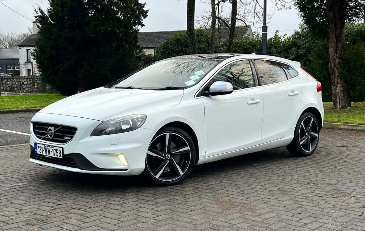 Volvo V40 2013 2.0 Diesel R-Design new nct 10/26 - Image 1